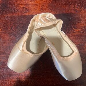 Suffolk Spotlight (Hard, 5, XX)